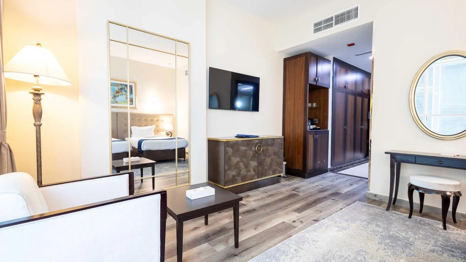 Luxury Stay In Al Nahda, Dubai United Arab Emirates